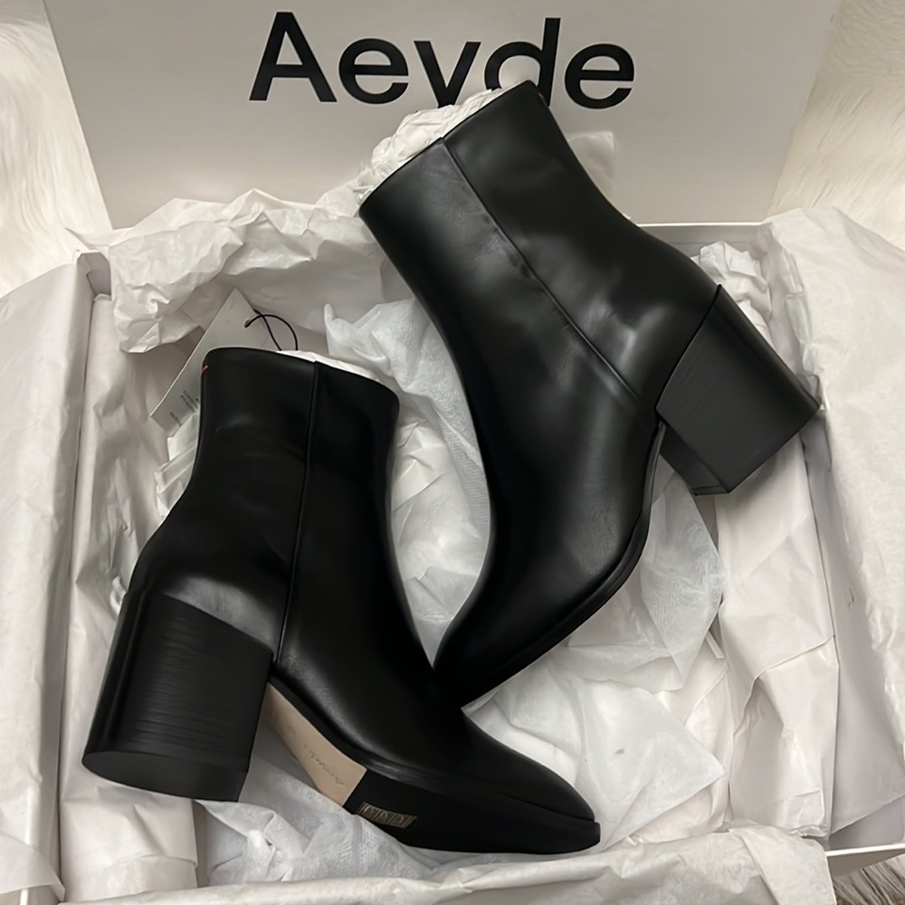 NIB AEYDE Leandra leather ankle boots 35/5